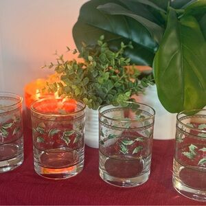 Vintage Christmas Drinking Glasses - Set of 4